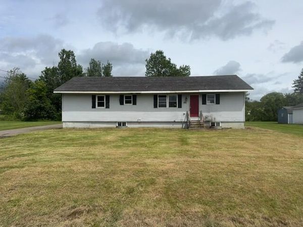 324 Stinson Street , Pittsfield, ME 04967