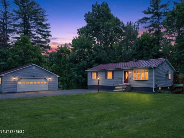 37 Keith Street, Chelsea, ME 04330