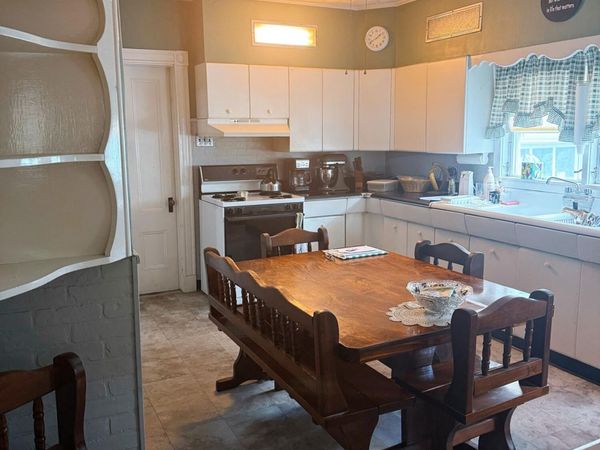 10 Fling Street , Brewer, ME 04412