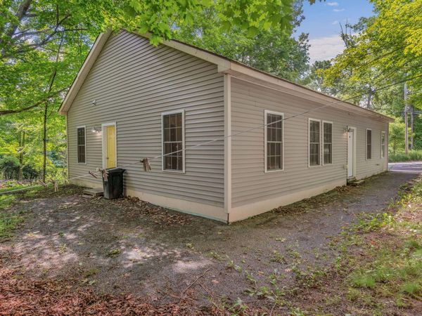 8 Orient Avenue , Hampden, ME 04444