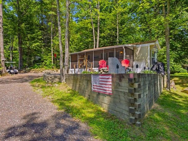 13 Riviera Road , Naples, ME 04055