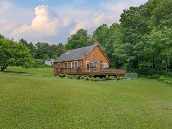 63 Upper Narrows Lane, Winthrop, ME 04364
