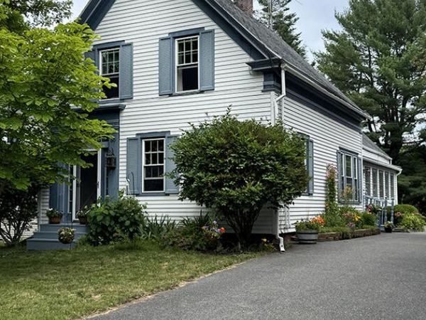 60 Elm Street , Gardiner, ME 04345
