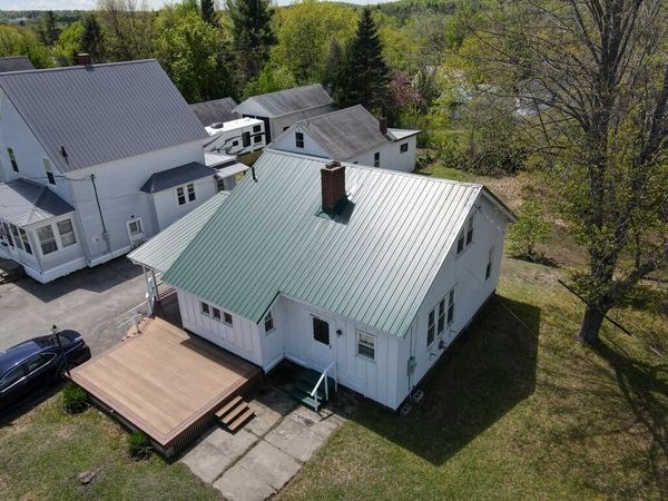 90 East Terrace , Millinocket, ME 04462