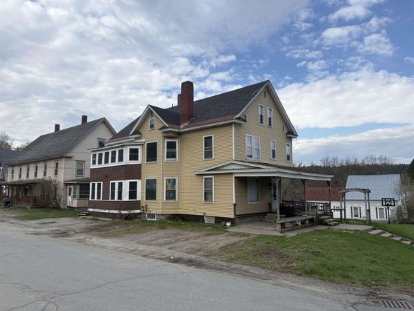 363 Charles Street, Lyndon, VT 05851