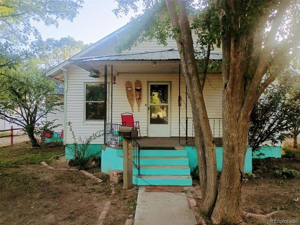 506 8th Street , Fowler, CO 81039