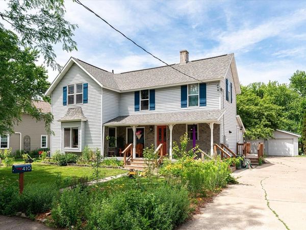 410 E Gillette STREET, Viroqua, WI 54665