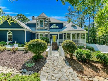 7804 Umstead Forest Drive, Raleigh, NC 27612