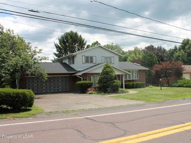 101 Union Street, Hudson, PA 18705