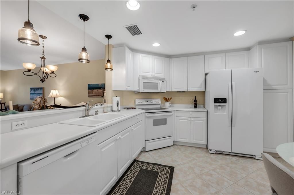 3023 Horizon Ln, Unit 2505, Naples, FL 34109 Photo