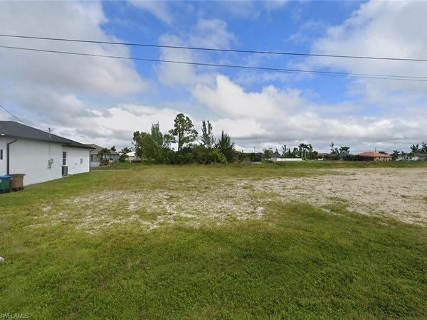 439 SW 22nd TER, CAPE CORAL, FL 33991