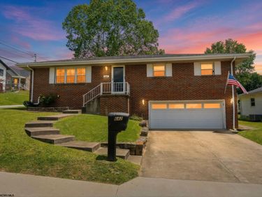 642 Pennsylvania Avenue, Bridgeport, WV 26330