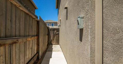 4526 Gray Lodge Loop, Rocklin, CA 95677 Photo