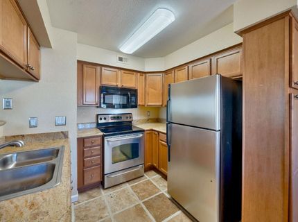 885 Halidon Way #923, Unit 923, Folsom, CA 95630 Photo