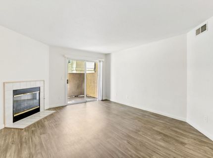 5875 Gloria Dr #7, Unit 7, Sacramento, CA 95822 Photo