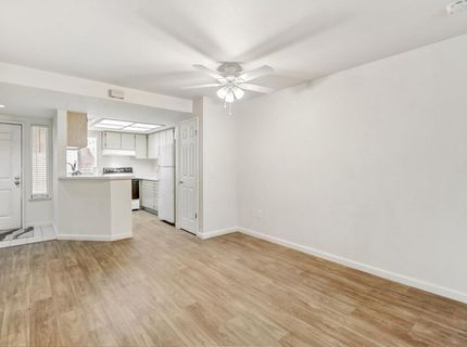 5875 Gloria Dr #7, Unit 7, Sacramento, CA 95822 Photo