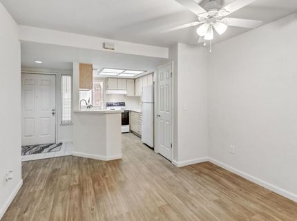 5875 Gloria Dr #7, Unit 7, Sacramento, CA 95822 Photo