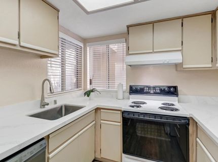 5875 Gloria Dr #7, Unit 7, Sacramento, CA 95822 Photo