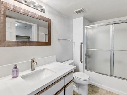 5875 Gloria Dr #7, Unit 7, Sacramento, CA 95822 Photo