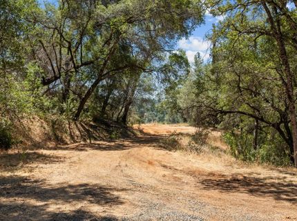 22131 Deer Trail Ct, Auburn, CA 95602 Photo