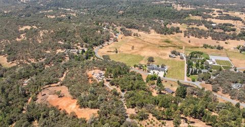 22131 Deer Trail Ct, Auburn, CA 95602 Photo