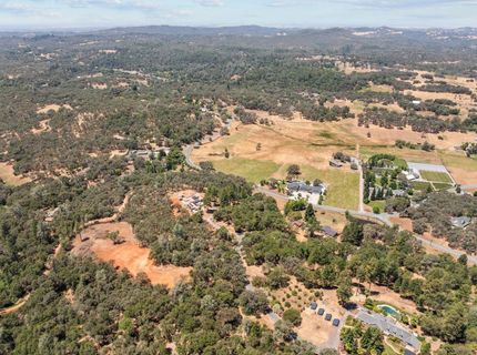 22131 Deer Trail Ct, Auburn, CA 95602 Photo