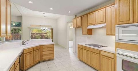 814 Pleasant Valley Dr, Ione, CA 95640 Photo