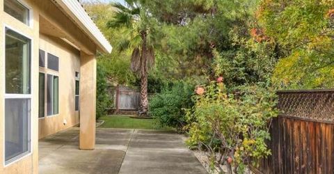 814 Pleasant Valley Dr, Ione, CA 95640 Photo