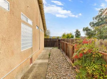 814 Pleasant Valley Dr, Ione, CA 95640 Photo