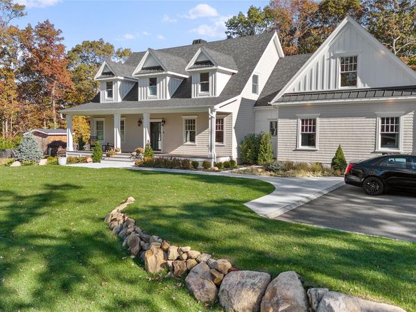 182 Farm Road E, Wading River, NY 11792