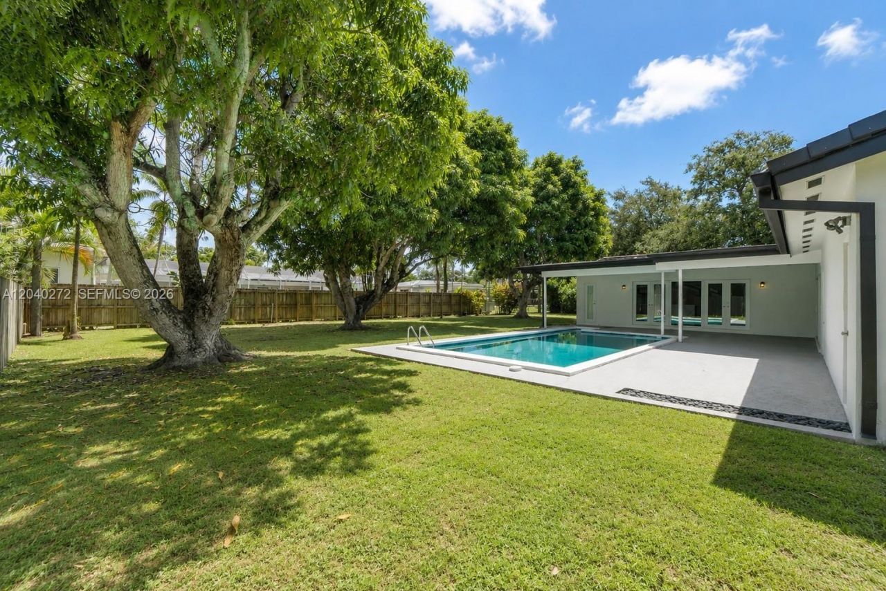 8265 SW 149th Dr , Palmetto Bay, FL 33158 Photo