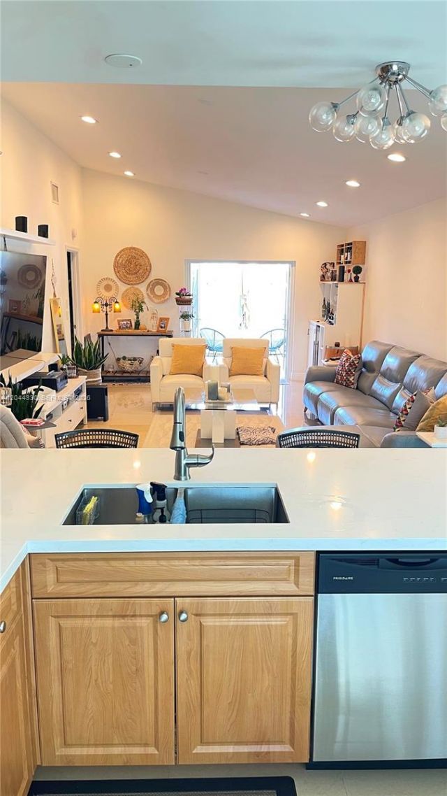 1359 Summit Run Cir , West Palm Beach, FL 33415 Photo
