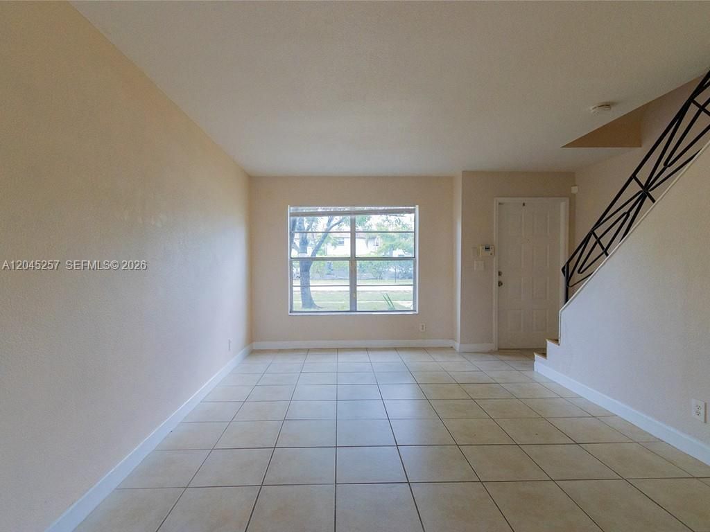4648 NW 9th Dr , Unit 4648, Plantation, FL 33317 Photo