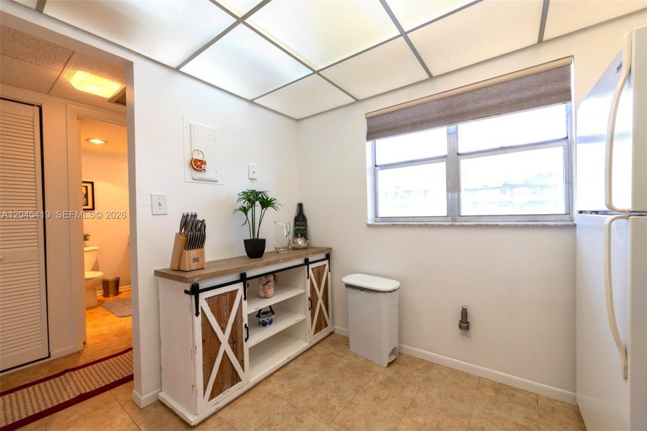 8814 W Mcnab Rd, Unit 204, Tamarac, FL 33321 Photo