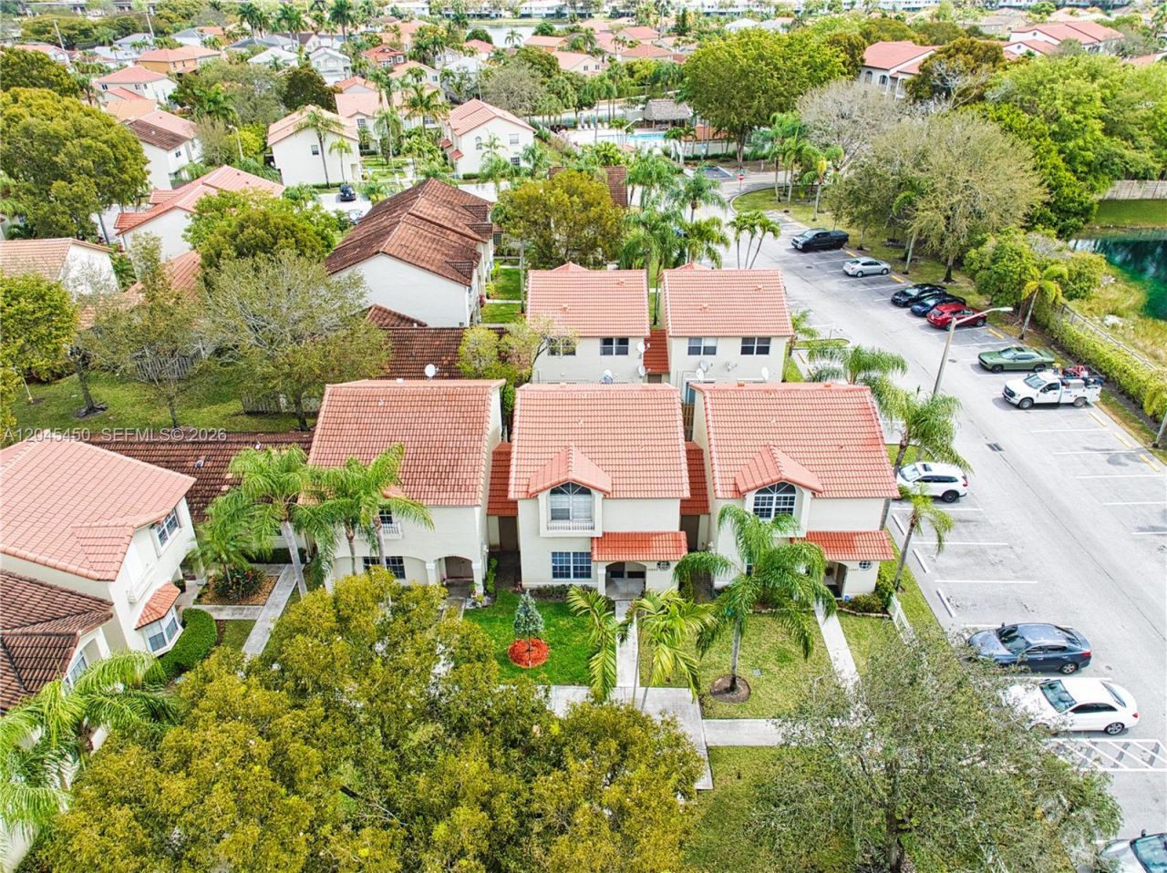 10829 NW 3rd Ct , Unit B12L, Pembroke Pines, FL 33026 Photo