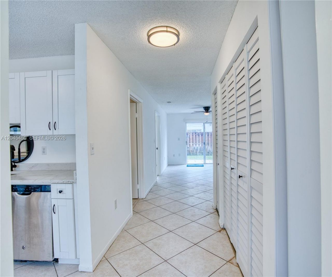 10829 NW 3rd Ct , Unit B12L, Pembroke Pines, FL 33026 Photo