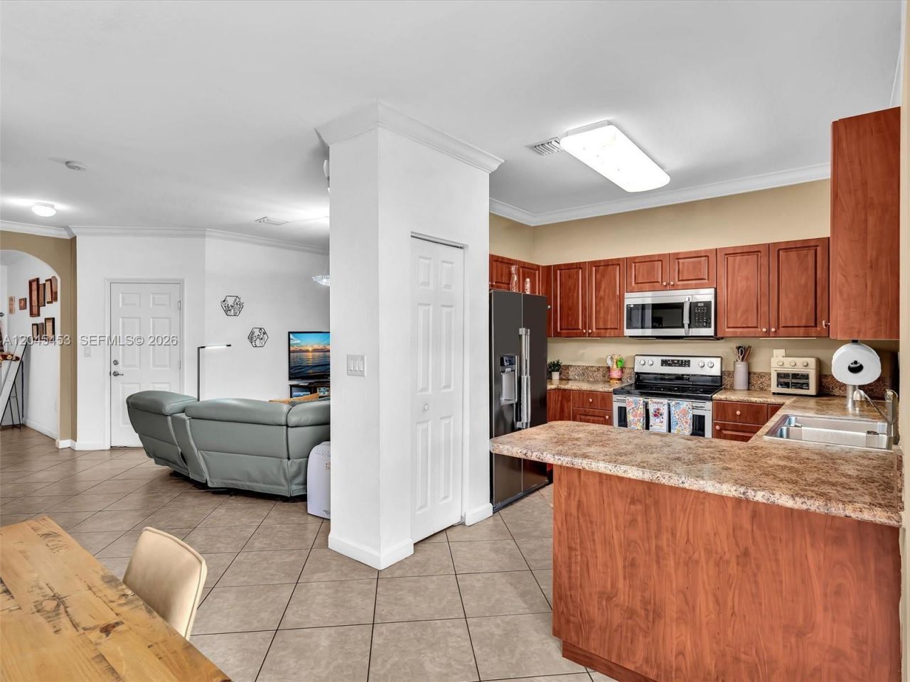 8887 SW 225th St, Cutler Bay, FL 33190 Photo
