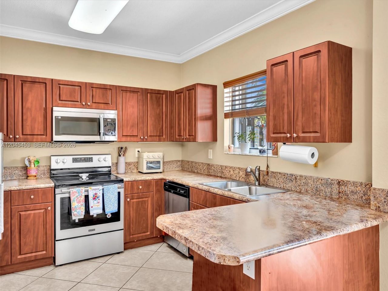 8887 SW 225th St, Cutler Bay, FL 33190 Photo
