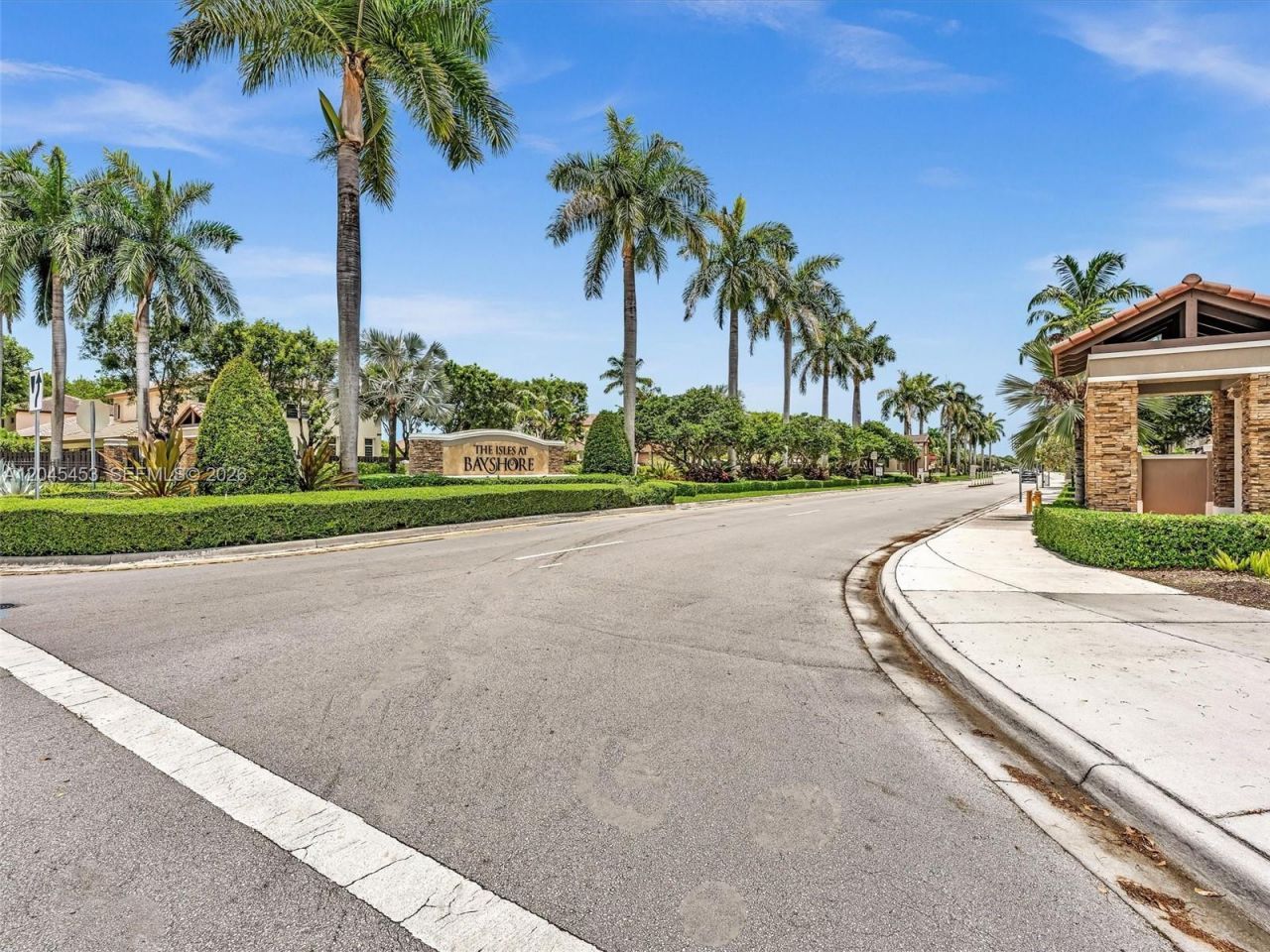 8887 SW 225th St, Cutler Bay, FL 33190 Photo