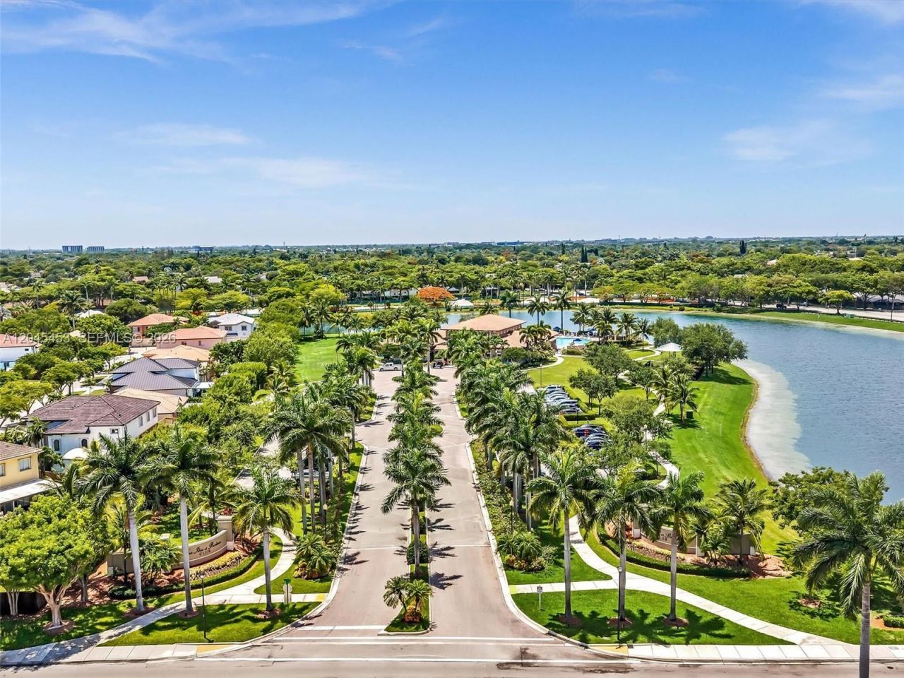 8887 SW 225th St, Cutler Bay, FL 33190 Photo