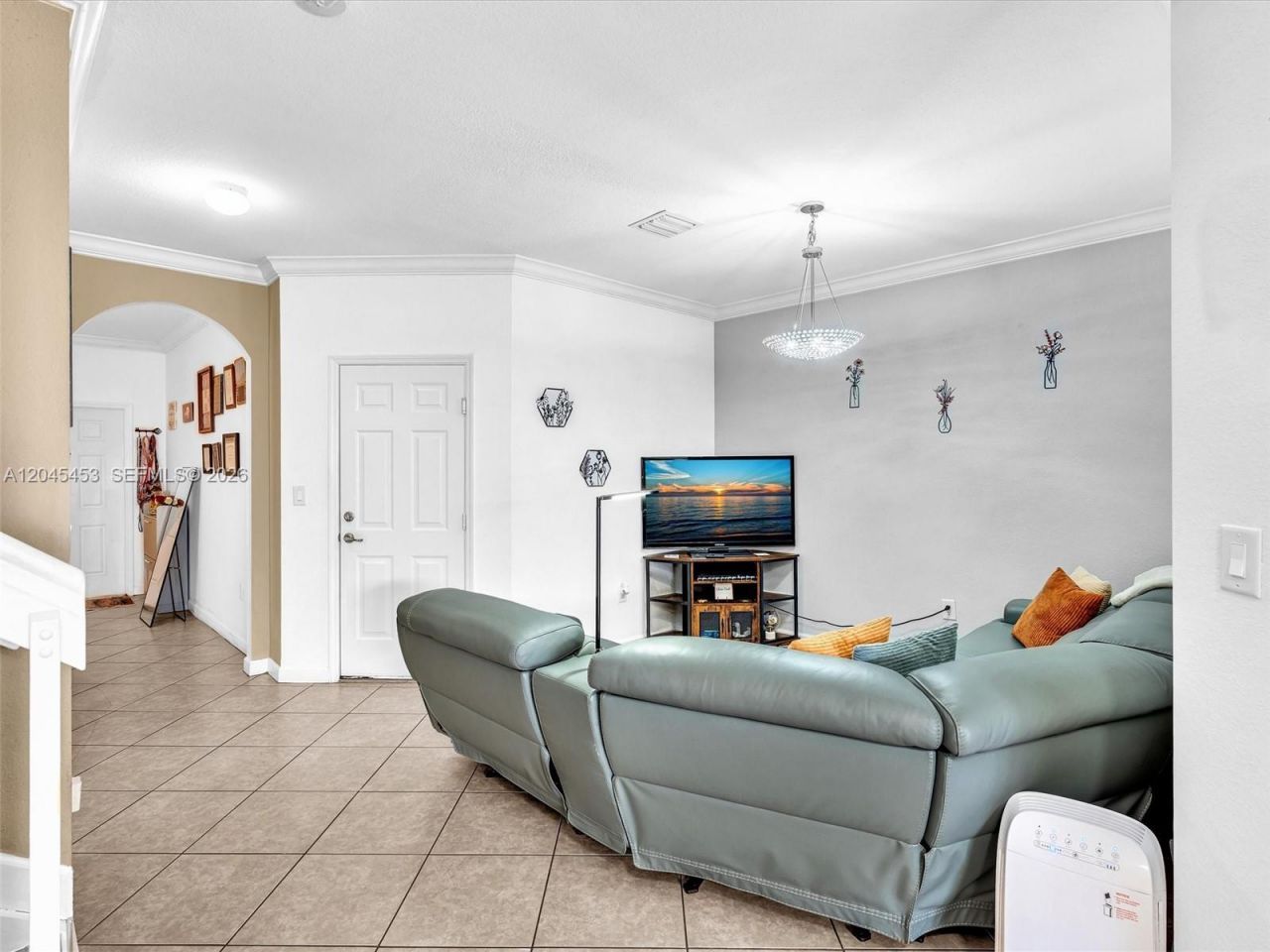 8887 SW 225th St , Cutler Bay, FL 33190 Photo