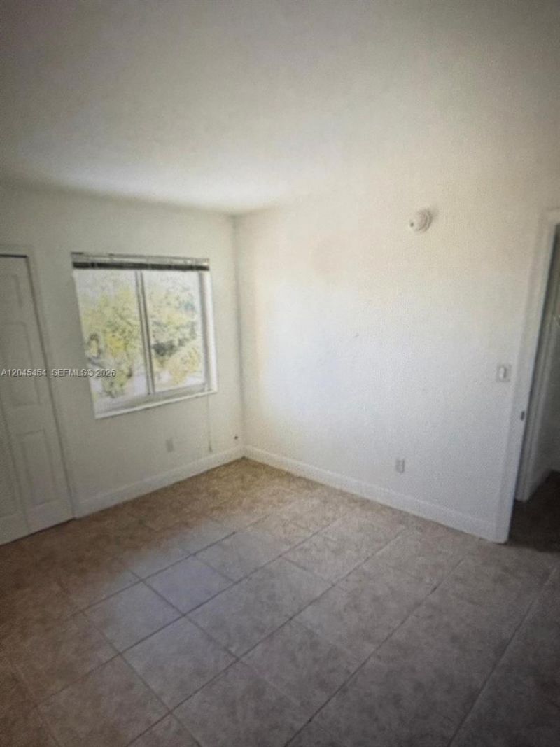 984 W 40th St , Unit 2, Hialeah, FL 33012 Photo