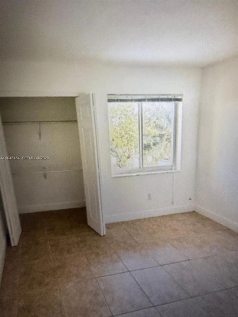 984 W 40th St , Unit 2, Hialeah, FL 33012 Photo