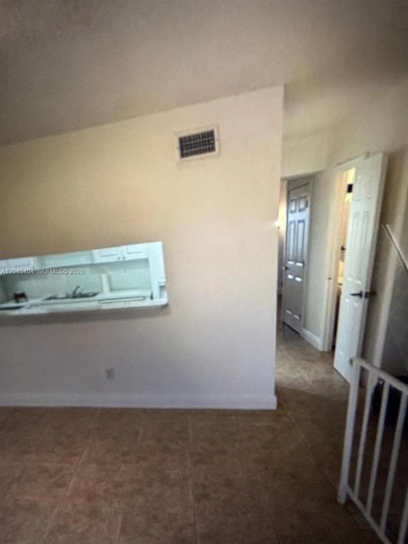 984 W 40th St , Unit 2, Hialeah, FL 33012 Photo