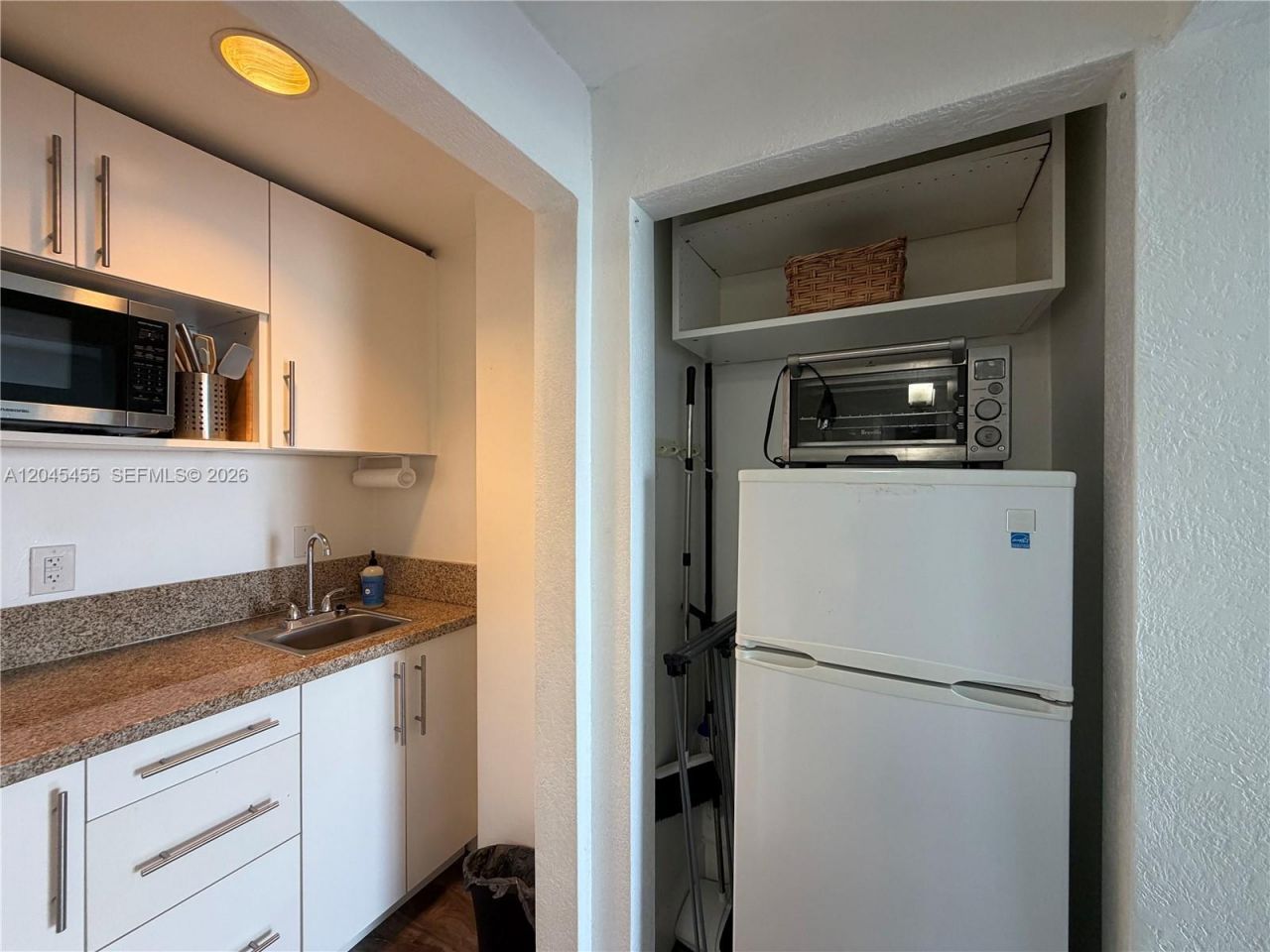 700 Biltmore Way , Unit 1216, Coral Gables, FL 33134 Photo