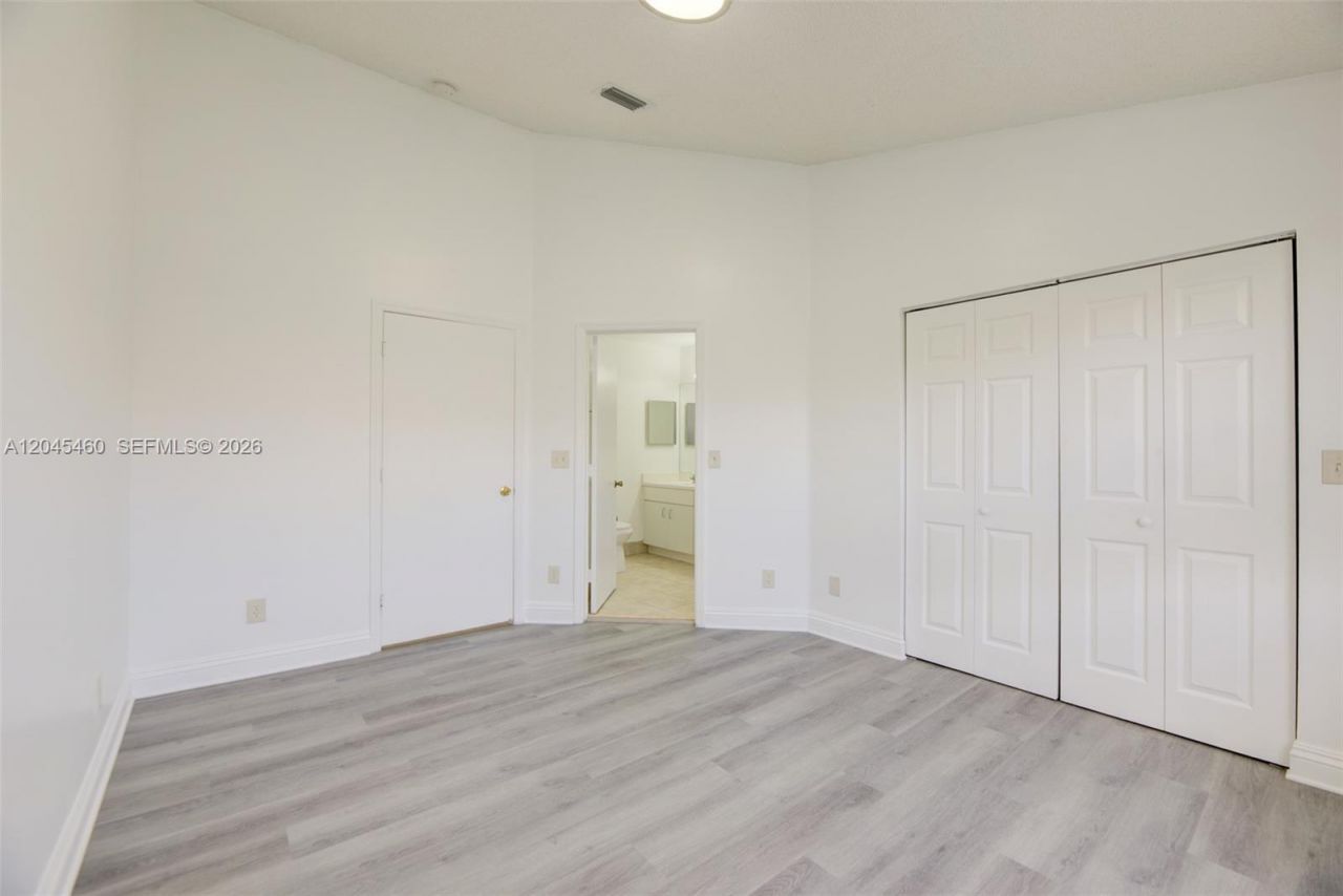 728 SW 122nd Ave , Pembroke Pines, FL 33025 Photo