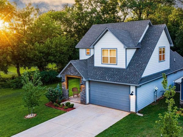 125 E 7th Street, Arcadia, OK 73007