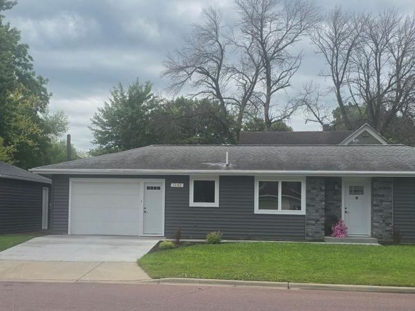 1502 2nd Avenue , Mountain Lake, MN 56159