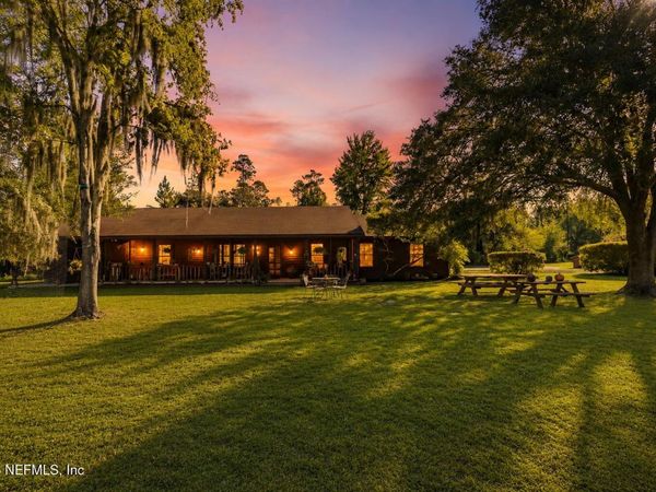 2411 US HIGHWAY 301, Jacksonville, FL 32234