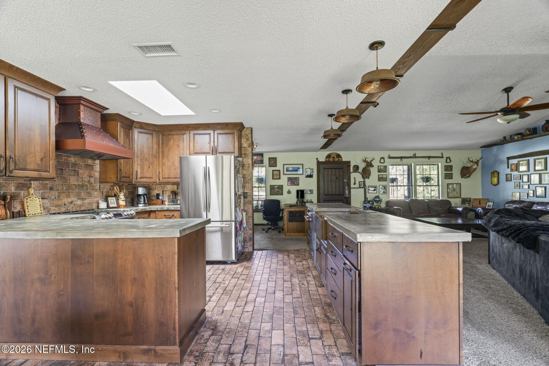 2411 Us Highway 301, Jacksonville, FL 32234 Photo